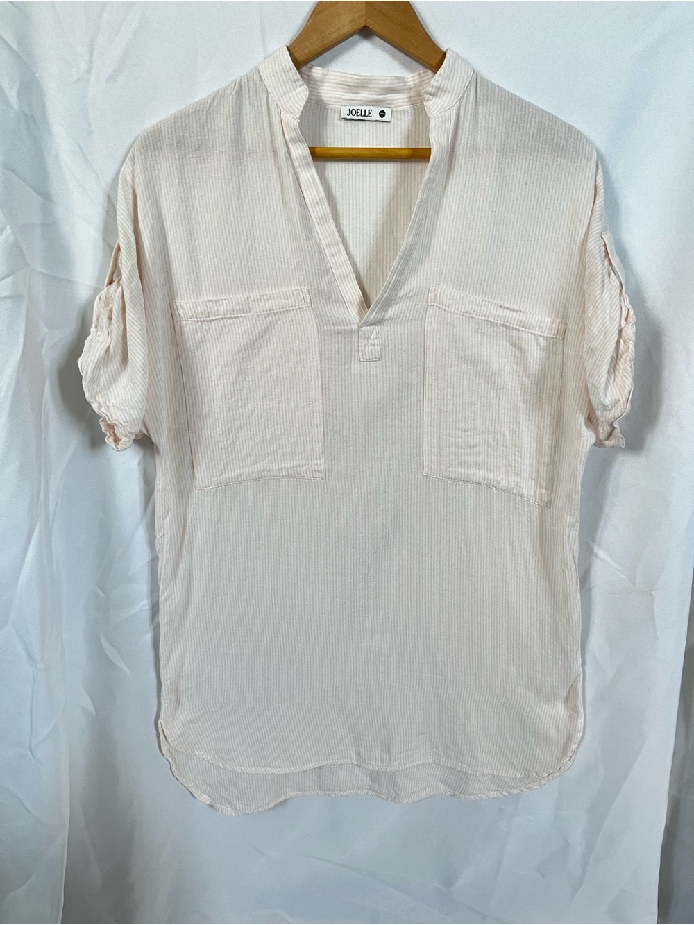 Joelle - Women's Cream Split-Neck Pocket Blouse